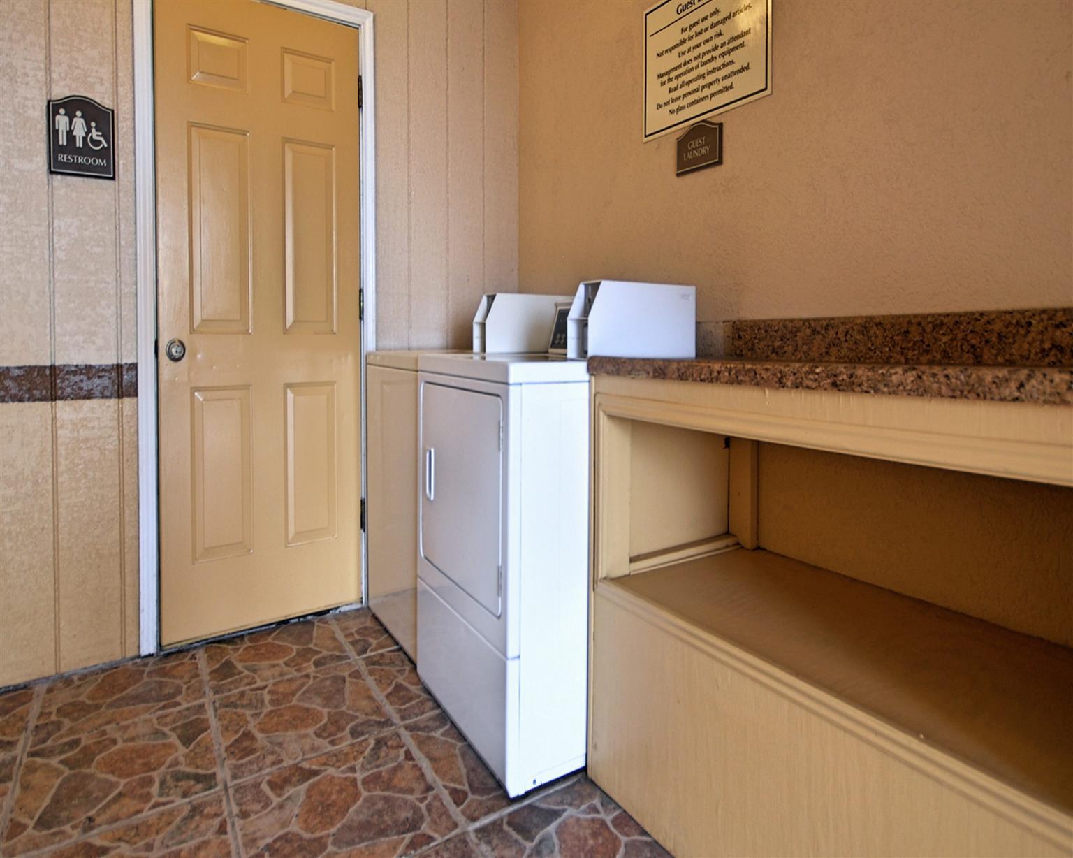 Americas Best Value Inn Kingsville Kültér fotó