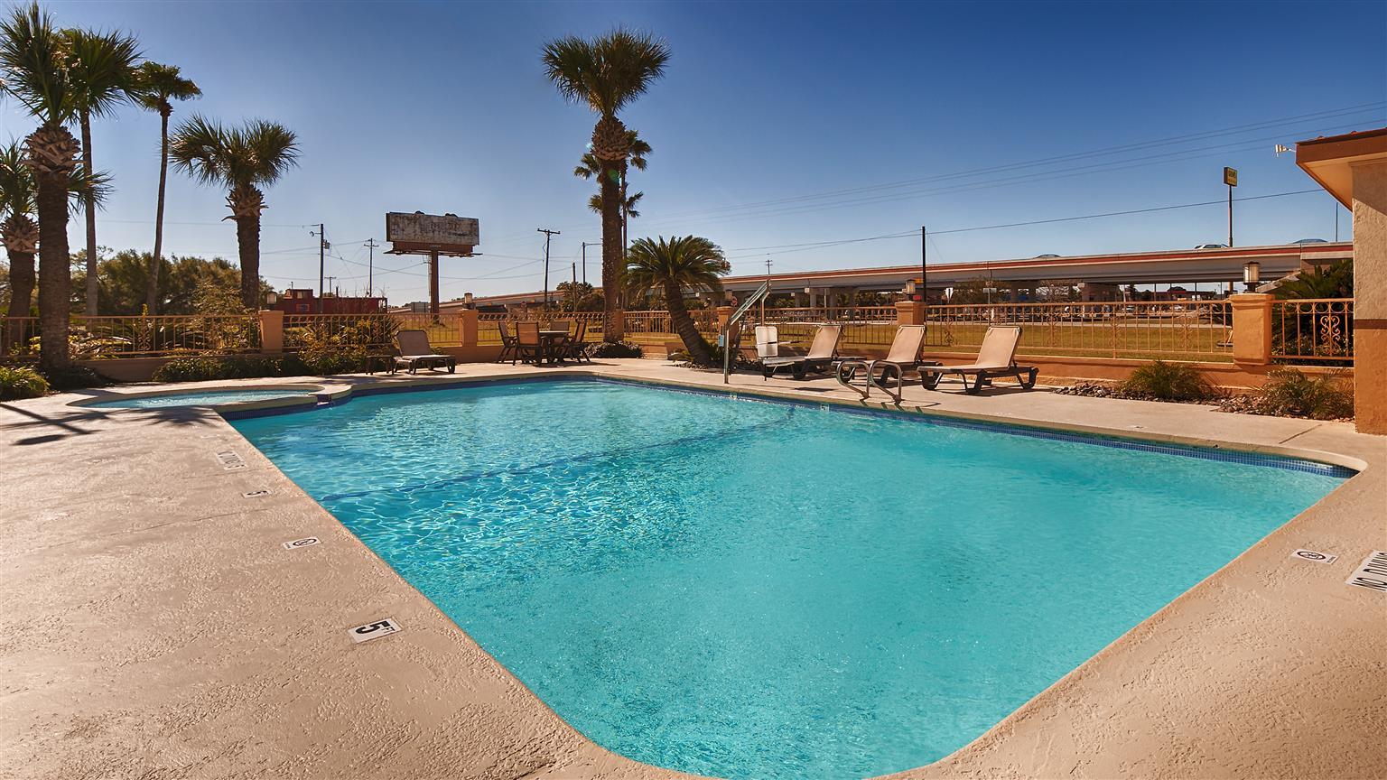 Americas Best Value Inn Kingsville Kültér fotó