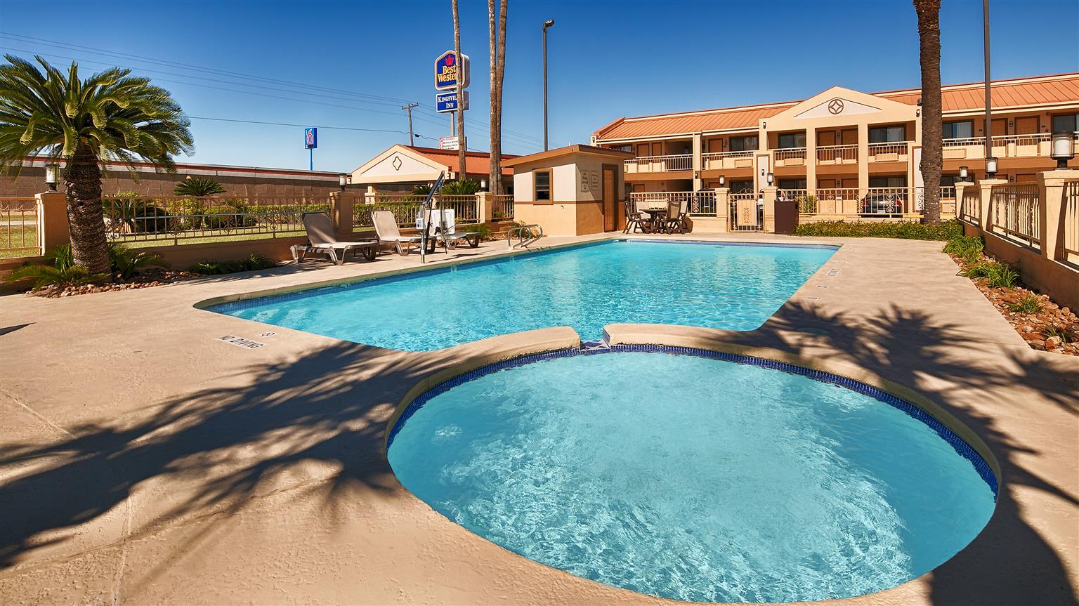 Americas Best Value Inn Kingsville Kültér fotó